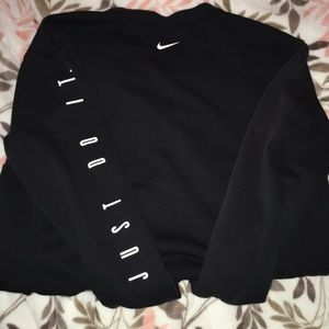 Crew neck pullover